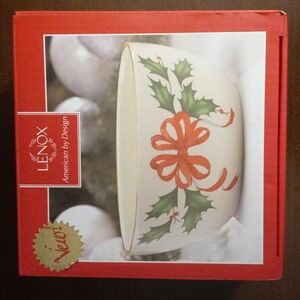 LENOX 16 OZ HOLIDAY BOWL NWT
